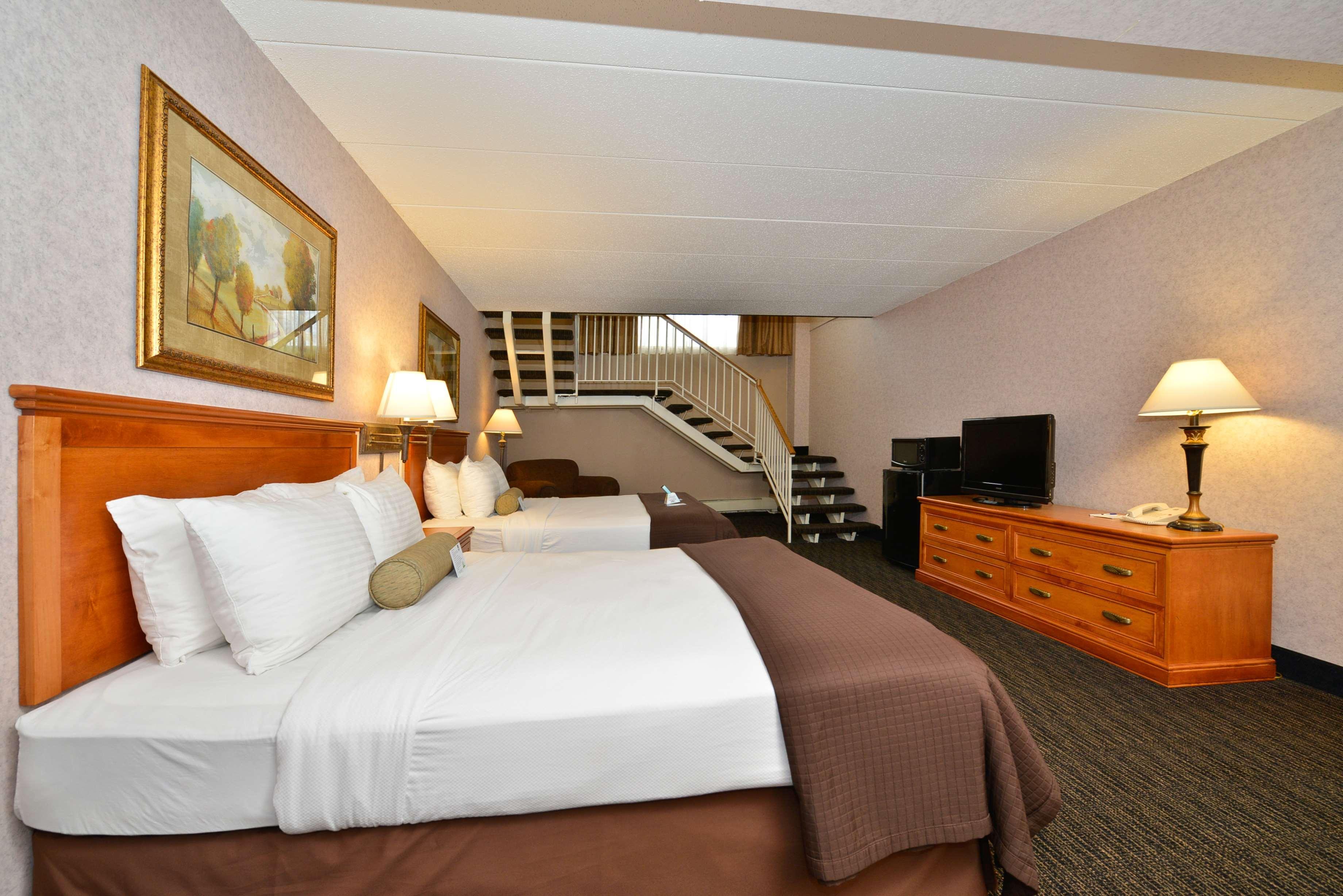 Best Western Plus Kelly Inn Saint Cloud Exterior photo