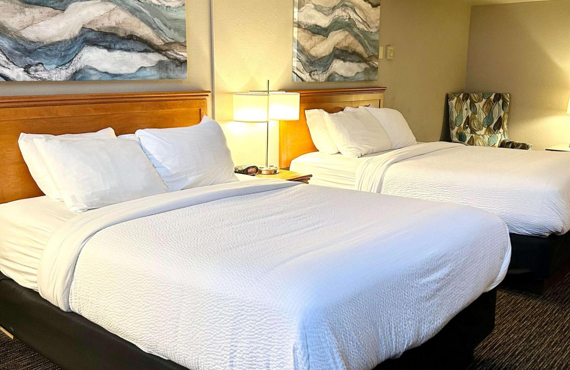 Best Western Plus Kelly Inn Saint Cloud Exterior photo