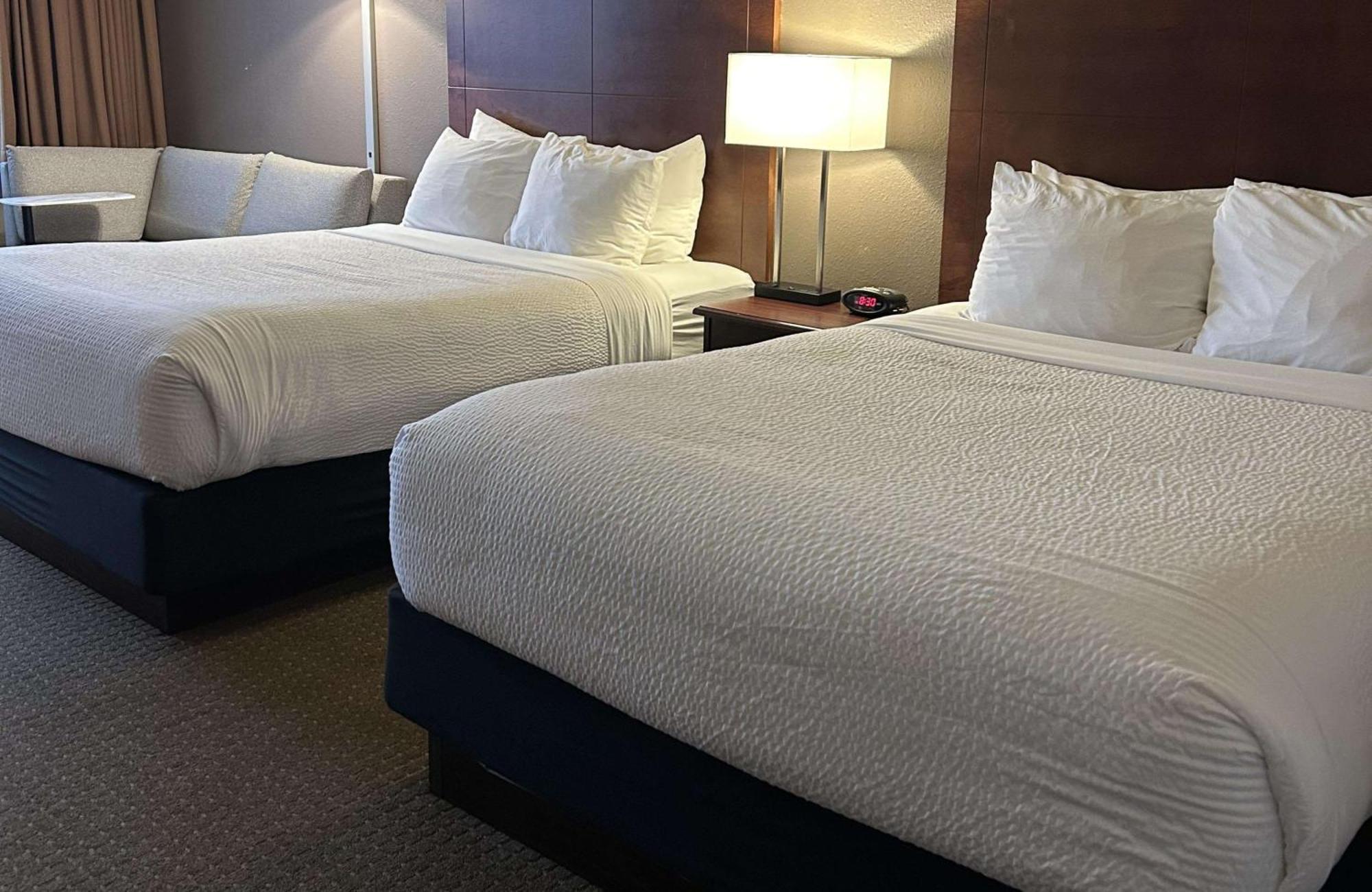 Best Western Plus Kelly Inn Saint Cloud Exterior photo