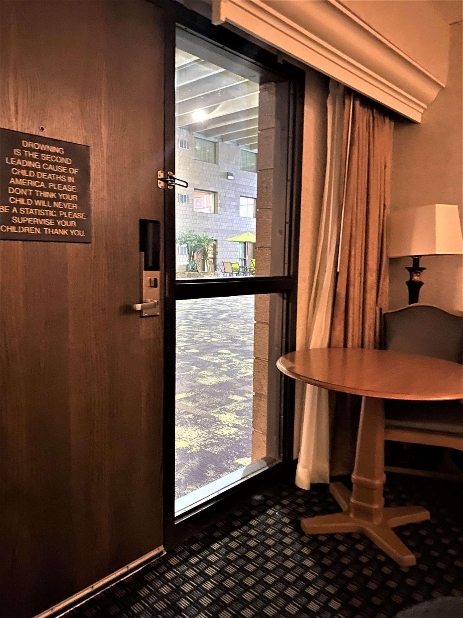 Best Western Plus Kelly Inn Saint Cloud Exterior photo