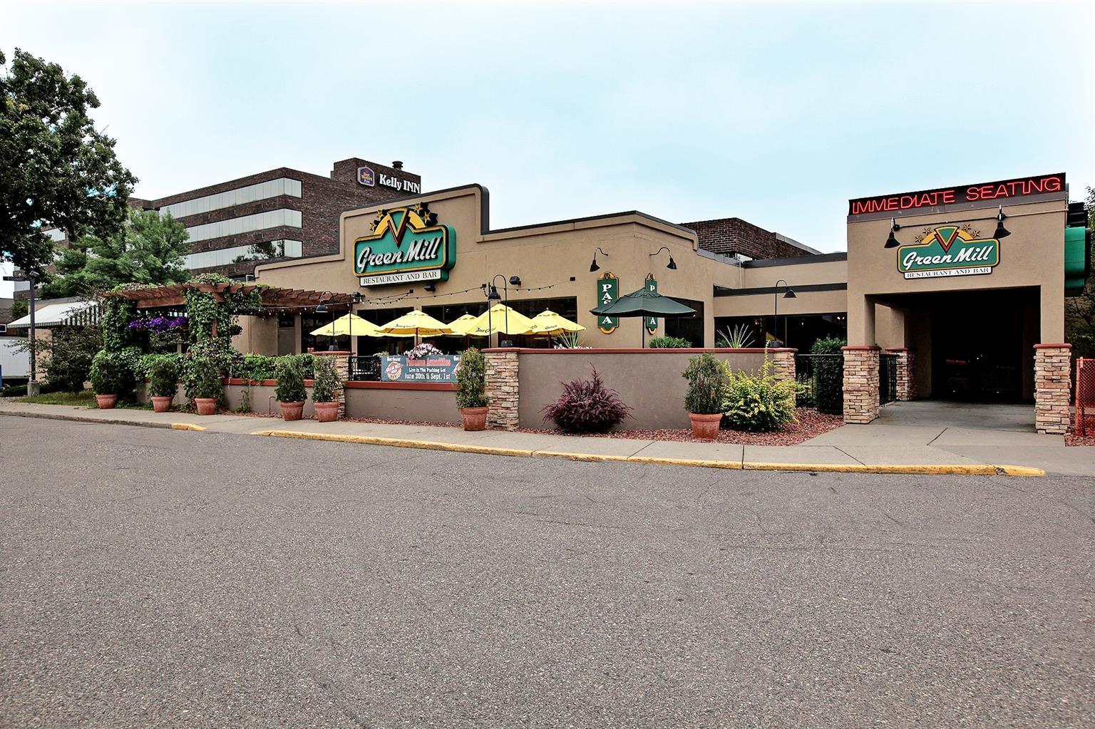 Best Western Plus Kelly Inn Saint Cloud Exterior photo